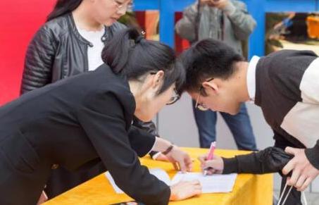 职场工作的三条金律，学会让自己更顺风得水